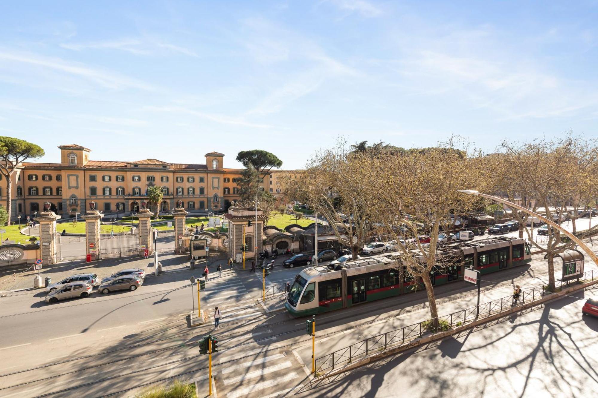 Cozy Apartment Gianicolense 3Bdr 罗马 外观 照片