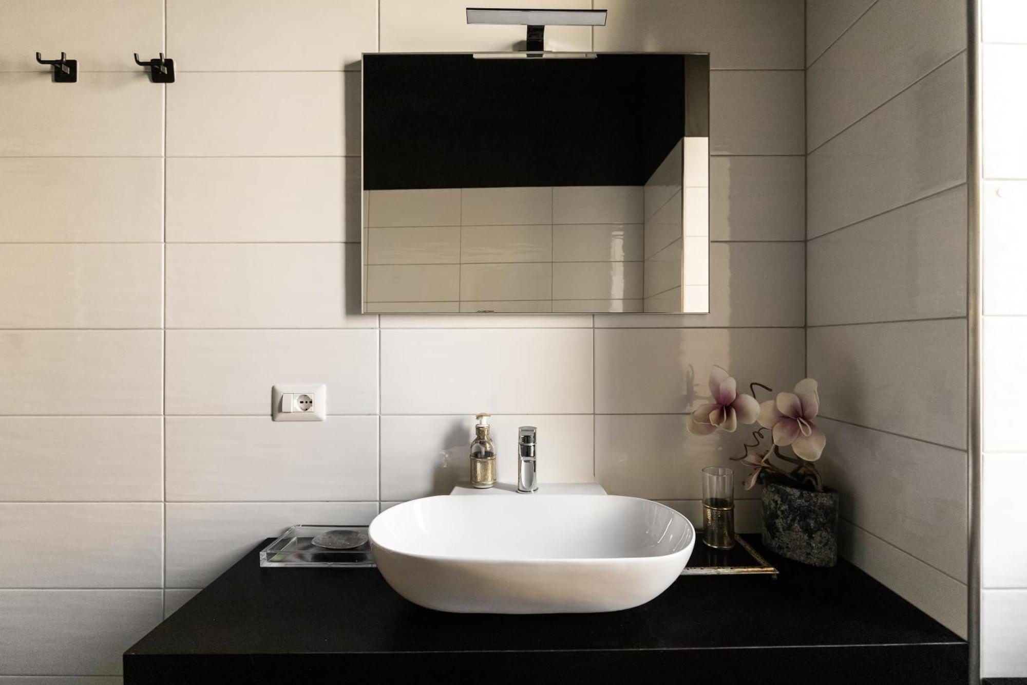 Cozy Apartment Gianicolense 3Bdr 罗马 外观 照片